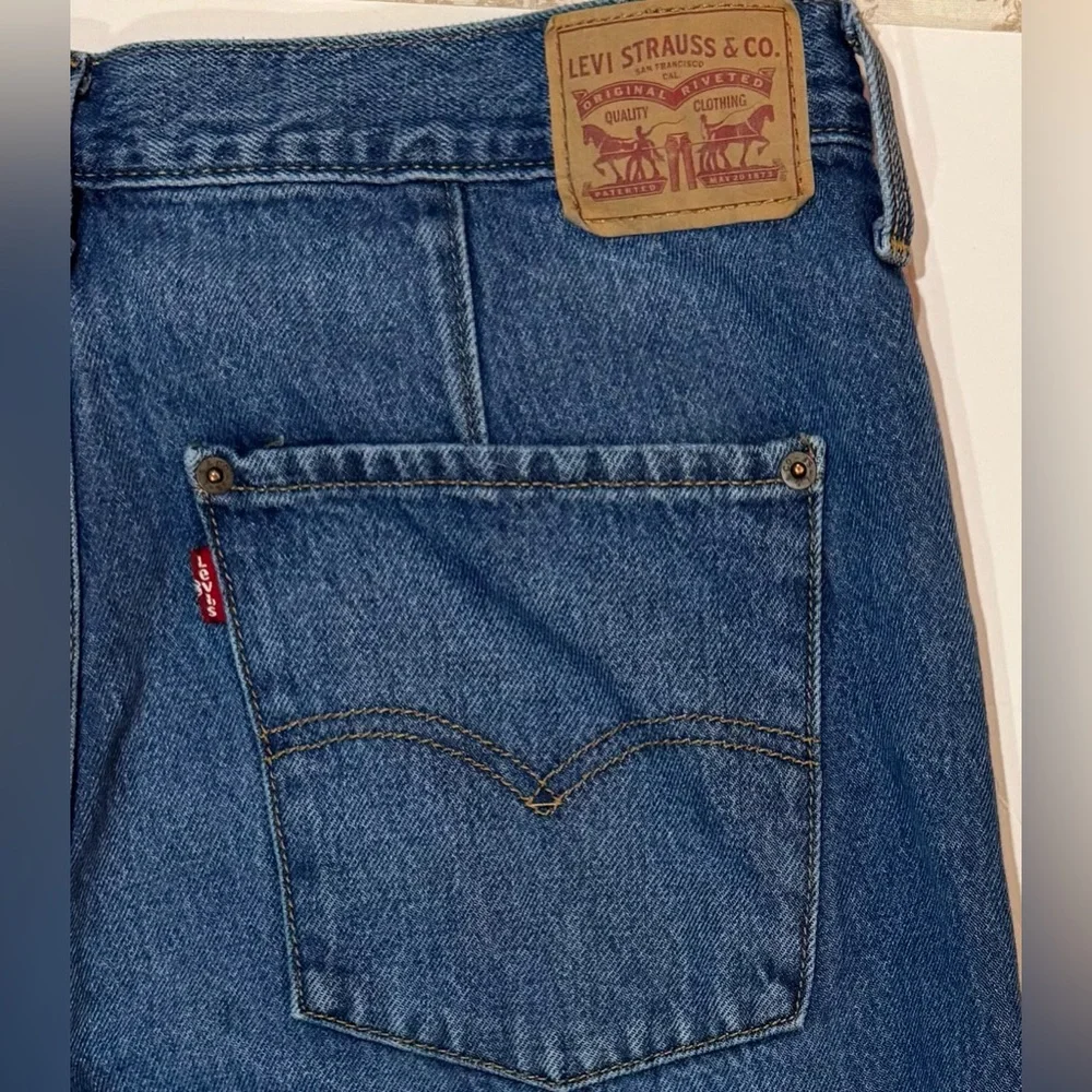 Levi’s 501 ‘94 Baggy Jeans Straight Leg Distressed Medium Wash W31 L31 - Picture 3 of 8